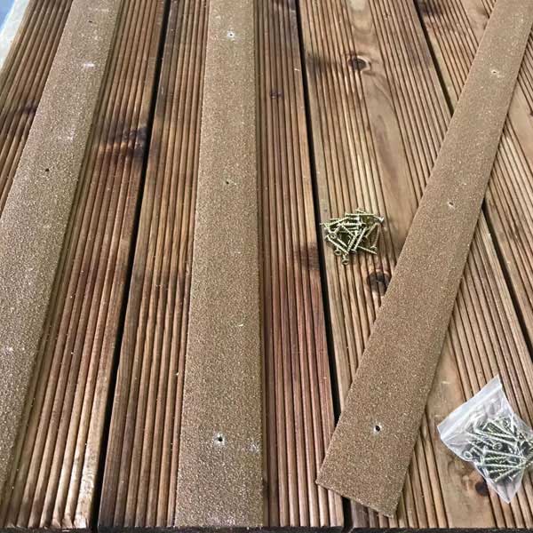 50 Pieces 1000mm GRP Anti Slip Decking Strips Free Drilling and Screws 