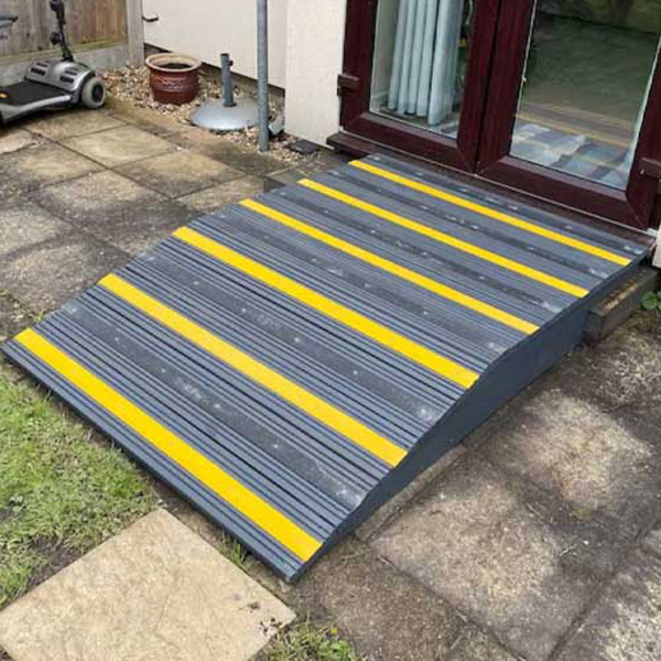 50 Pieces 1000mm GRP Anti Slip Decking Strips Free Drilling and Screws 