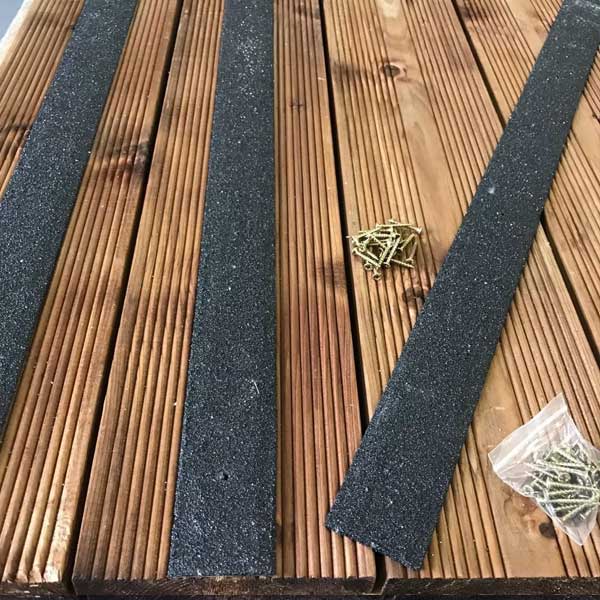 5 Pieces 1000mm GRP Anti Slip Decking Strips Free Drilling and Screws 5 Pieces