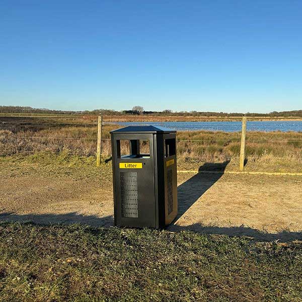 120L Park Litter Black Bin