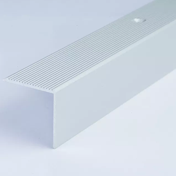 0.9m Anodised 30R Anti Slip Aluminum Stair Edge Nosing Trim