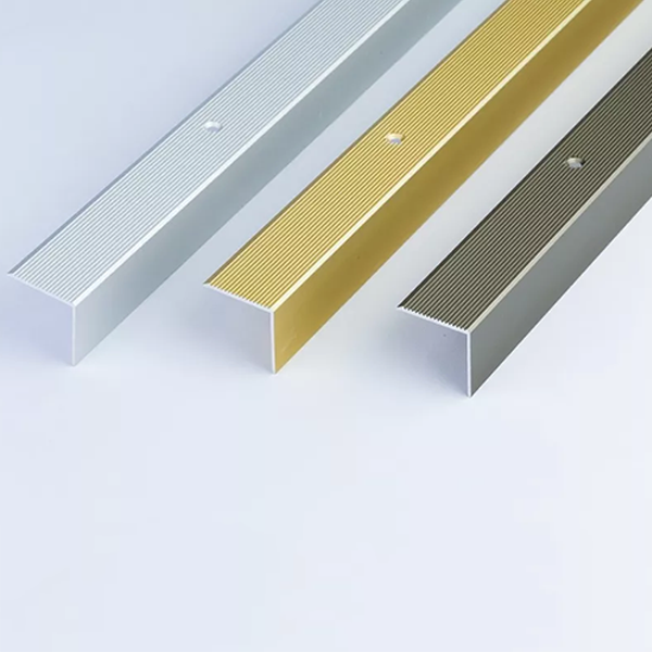 0.9m Anodised 30R Anti Slip Aluminum Stair Edge Nosing Trim