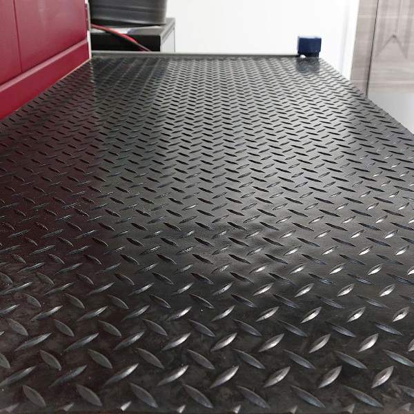 3mm Thick Single Bar Chequer Plate Slip Protection Rubber Mat 