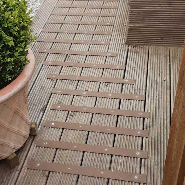 Anti Slip 50mm Pre Drilled GRP Decking Strips For Slippery Decking