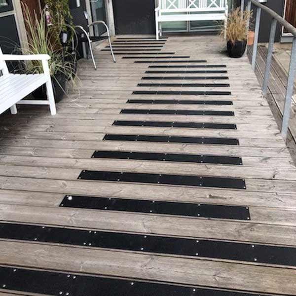 Anti Slip GRP Decking Strips for Slippery Decking 