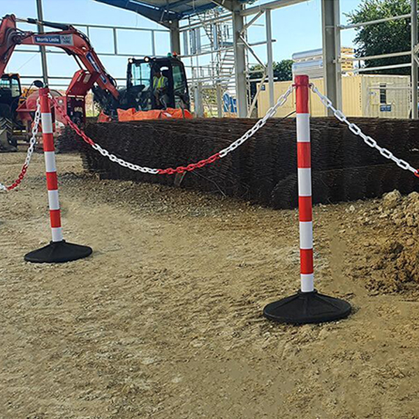 White & Red Plastic Chain Barrier- 2 Posts