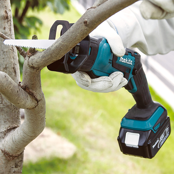 Makita Mini Reciprocating Saw with Single LED Job Light & Pre-Glow Function Body Only