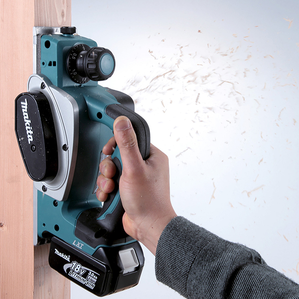 Makita Adjustable Depth Planer with Dual-Sided Controls and Dust Extraction Planer