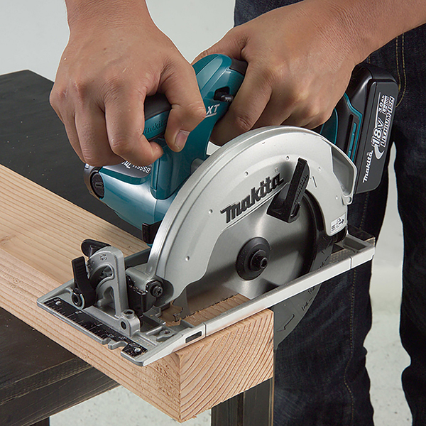 Makita Removable Dust Nozzle for Dust Extraction Circular Saw 