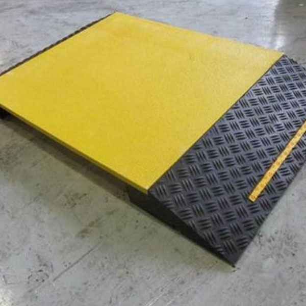 Modular High Visible Multiple Hose Cable Protector Ramp For Pedestrian Traffic