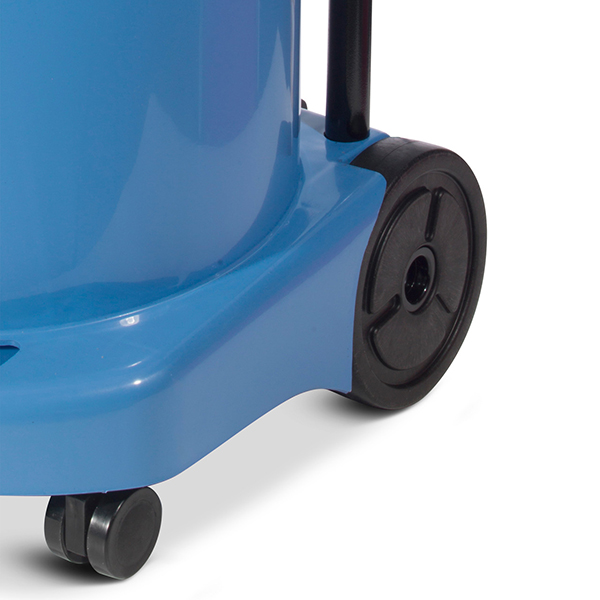 Numatic Compact & Convenient Wet and Dry Vacuum 