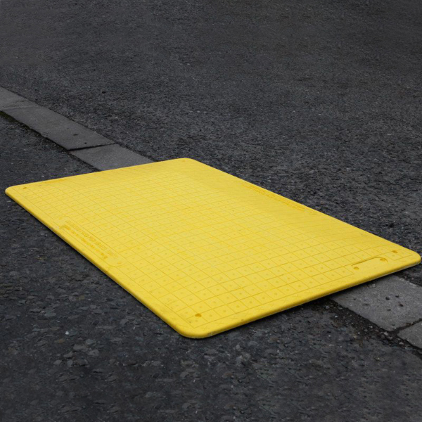 Extremely Durable Yellow Pedestrian Hole Cover