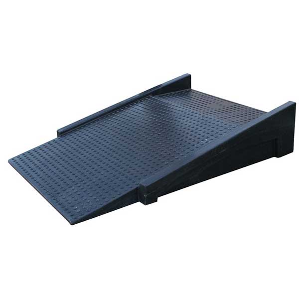 Stackable 4 Drum Spill Pallet Black Ramp